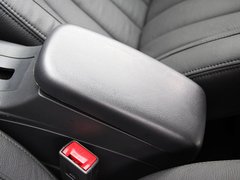 2011款 1.6L 自动 尊雅型