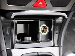 2011款 1.6L 自动 尊雅型