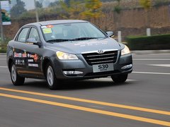 2011款 1.6L 自动 尊雅型