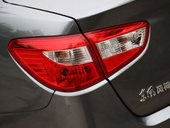 2011款 1.6L 自动 尊雅型