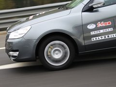 2011款 1.6L 自动 尊雅型