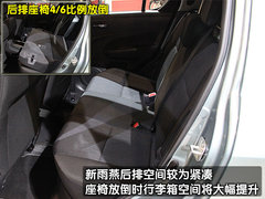 2011款 1.3L 自动 时尚版