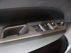 2011款 1.3L 自动 时尚版