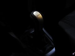 2011款 1.3L 自动 时尚版