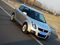 2011款 1.3L 自动 时尚版