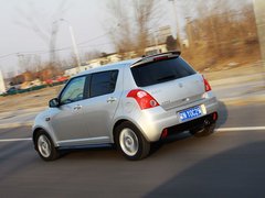 2011款 1.3L 自动 时尚版