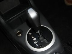 2011款 1.3L 自动 时尚版