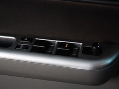 2011款 1.3L 自动 时尚版