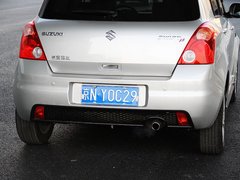 2011款 1.3L 自动 时尚版