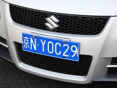 2011款 1.3L 自动 时尚版