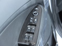 2011款 2.4L 自动 Premium