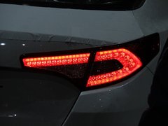 2011款 2.4L 自动 Premium