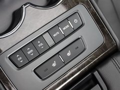 2011款 2.4L 自动 Premium
