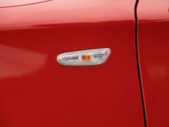 2011款 120i 2.0L 双门轿跑车