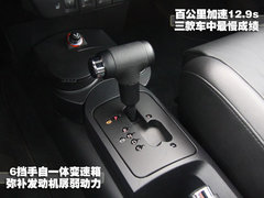 2011款 120i 2.0L 双门轿跑车