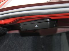 2011款 120i 2.0L 双门轿跑车