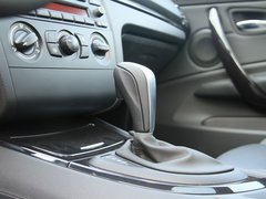 2011款 120i 2.0L 双门轿跑车