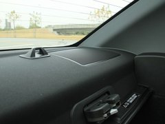 2011款 120i 2.0L 双门轿跑车