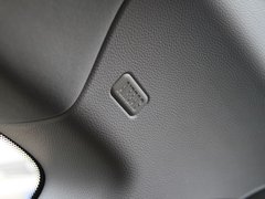 2011款 120i 2.0L 双门轿跑车