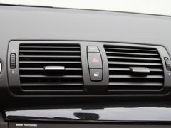 2011款 120i 2.0L 双门轿跑车