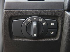 2011款 120i 2.0L 双门轿跑车