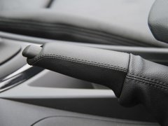 2011款 120i 2.0L 双门轿跑车