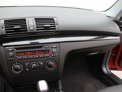 2011款 120i 2.0L 双门轿跑车