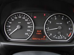 2011款 120i 2.0L 双门轿跑车