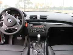 2011款 120i 2.0L 双门轿跑车