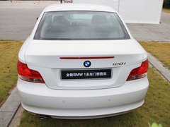 2011款 120i 2.0L 双门轿跑车