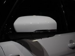 2012款 2.0T 自动 3门耀致版 4座
