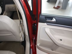 2011款 1.6L 自动 舒适型