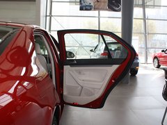 2011款 1.6L 自动 舒适型