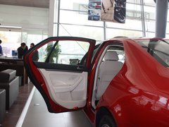 2011款 1.6L 自动 舒适型