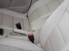 2011款 1.6L 自动 舒适型