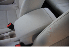 2011款 1.6L 自动 舒适型