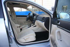 2011款 1.6L 自动 舒适型