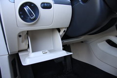 2011款 1.6L 自动 舒适型