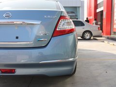 2011款 2.5L 领先版
