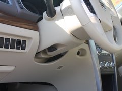 2011款 2.5L 领先版