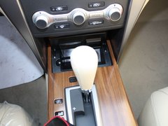 2011款 2.5L 领先版