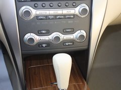 2011款 2.5L 领先版