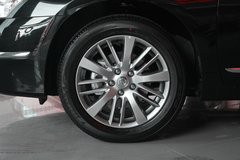 2011款 2.5L 领先版