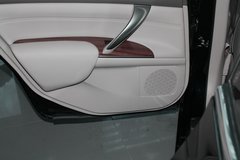 2011款 2.5L 领先版