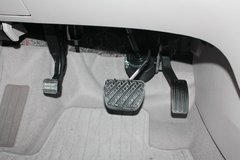 2011款 2.5L 领先版