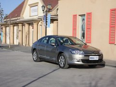 2011款 2.0L 自动 舒适型