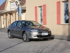 2011款 2.0L 自动 舒适型