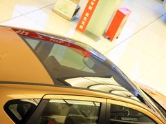 2011款 2.0L 手动 XL 火 2WD 5座