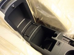2011款 2.0L 手动 XL 火 2WD 5座