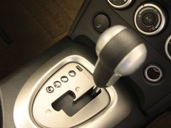 2011款 2.0L 手动 XL 火 2WD 5座